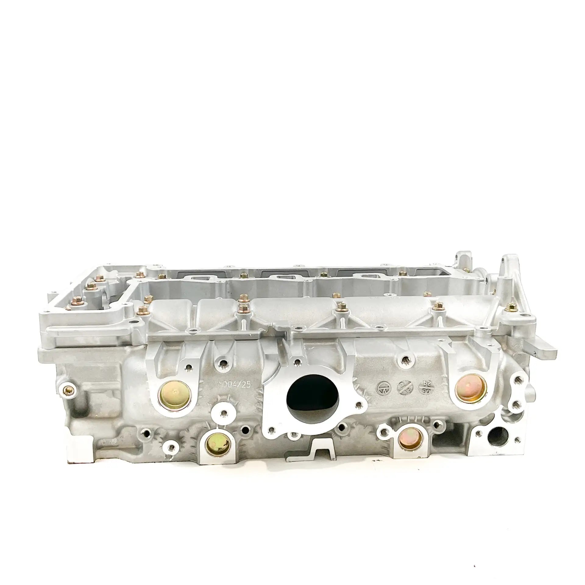 Cylinder head PSA CITROEN Jumper / PEUGEOT Boxer / FORD Focus 2.0 2.2 with valves